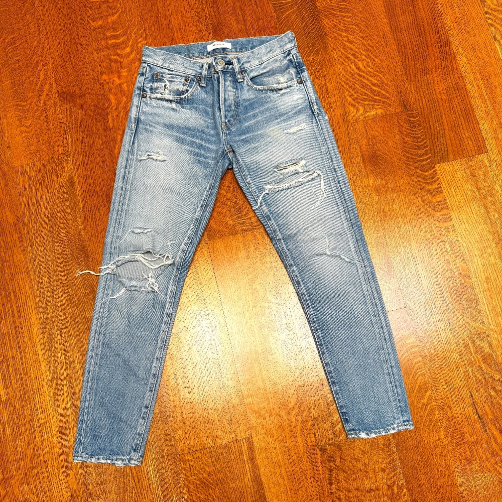 Moussy Vintage Denim  size 25-distressed
